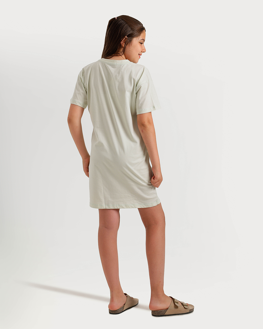 Chemise for families, this part