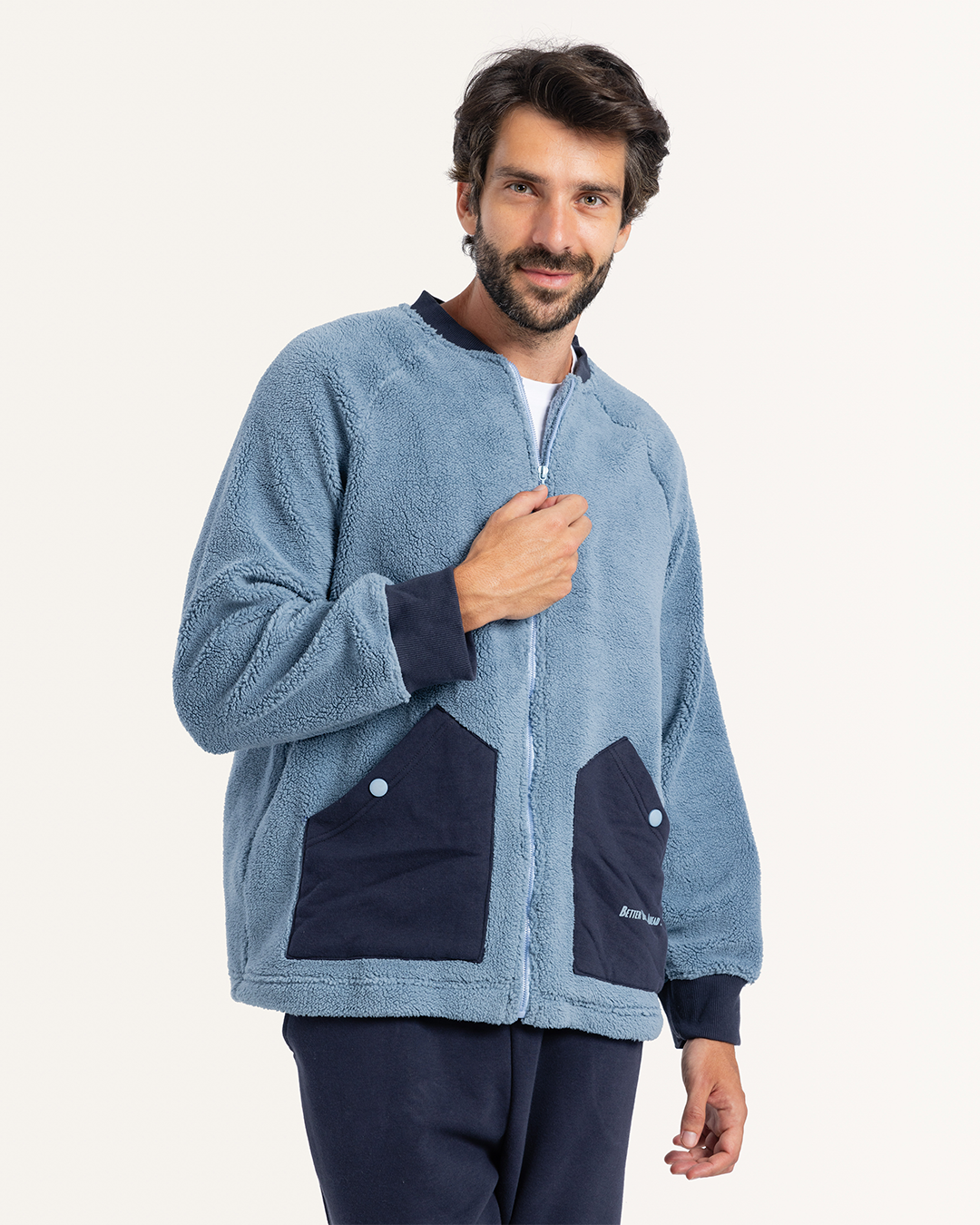 بيجاما بكم طويل و جيب من خامه البنطلون وبنطلون مستقيم