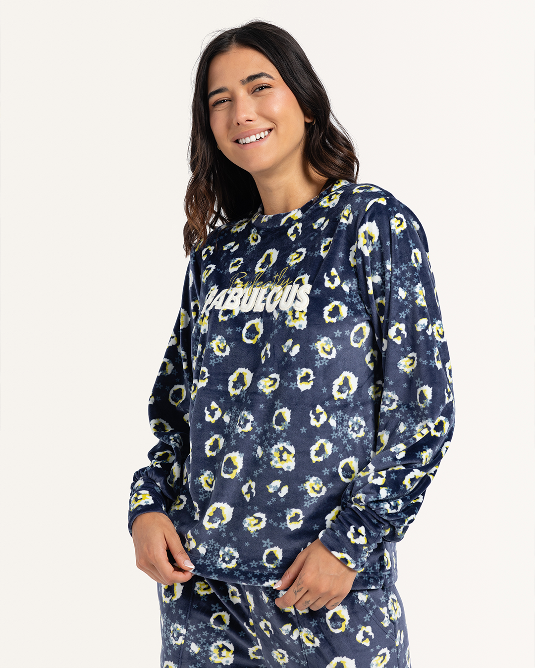 بيجاما قطيفه تايجر