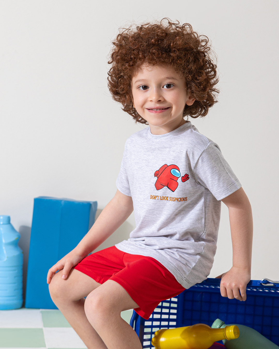 MARVY Dont Look Suspicious بيجامة اولادي وسط شانيه