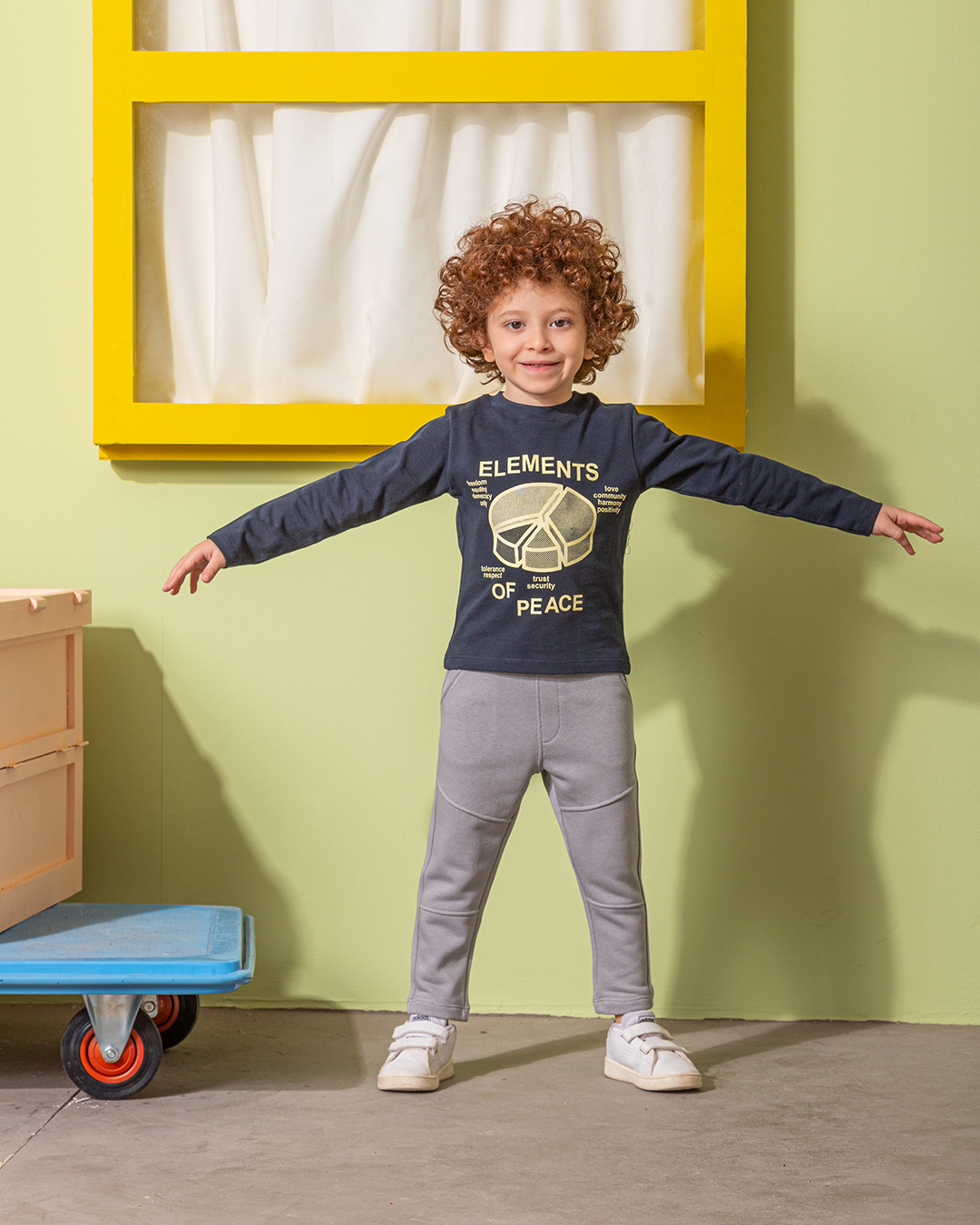 Elements Of Peace بيجامه اولادي وسط خريفي