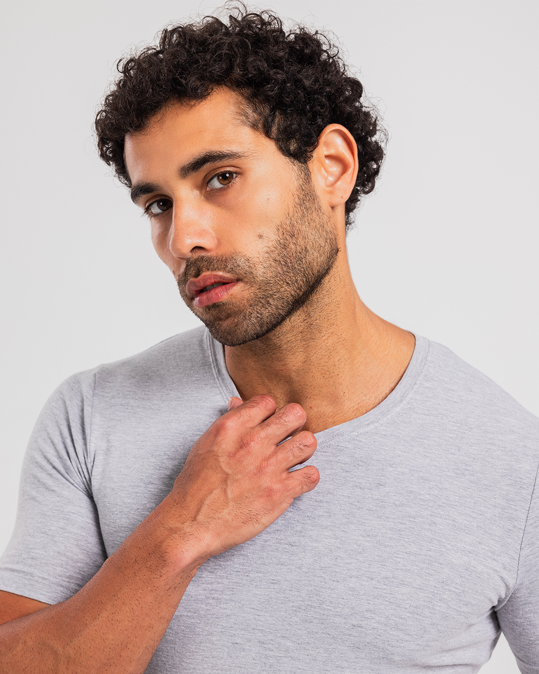 اندر شيرت رقبة سبعة جيت رجالي