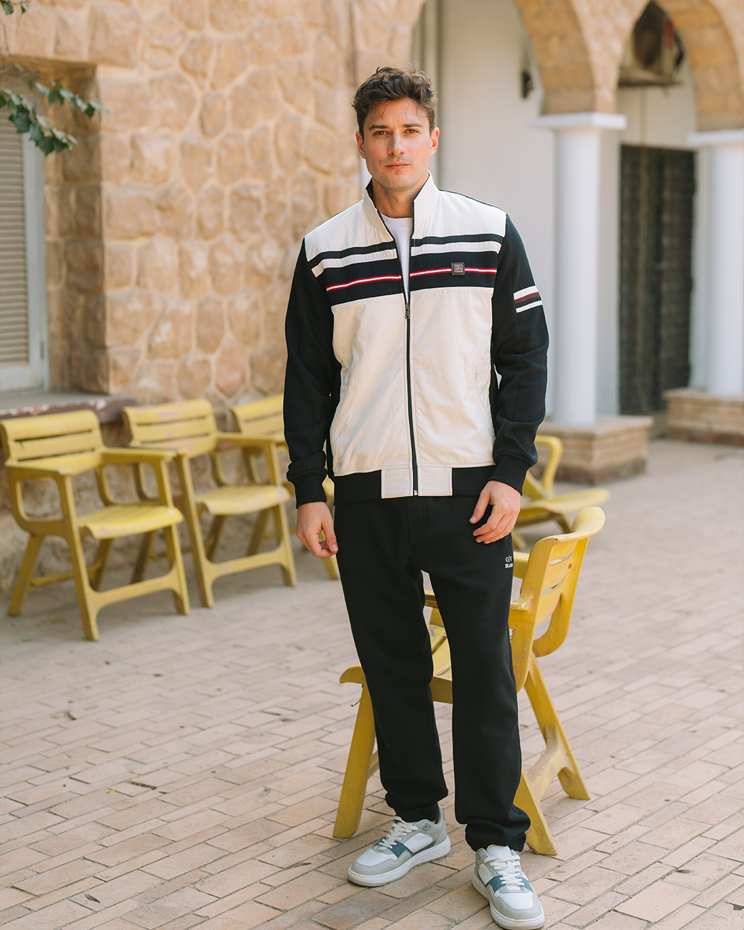 Men's pajamas with an open collar and zipper, striped on the chest and pockets