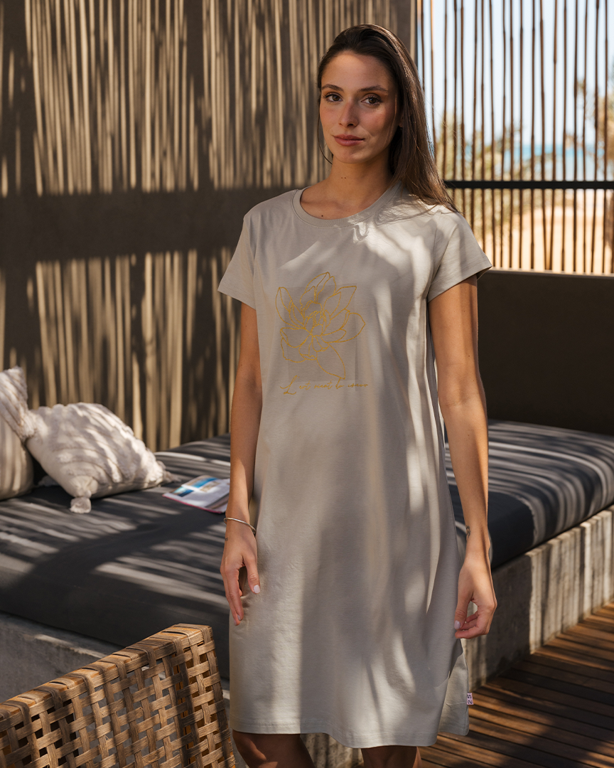 Big Flower Women's Nightgown