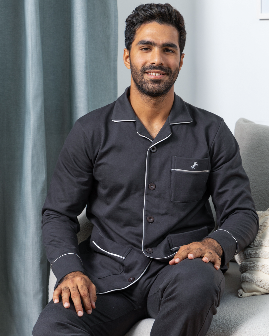 Men's open pajamas for Milton laser