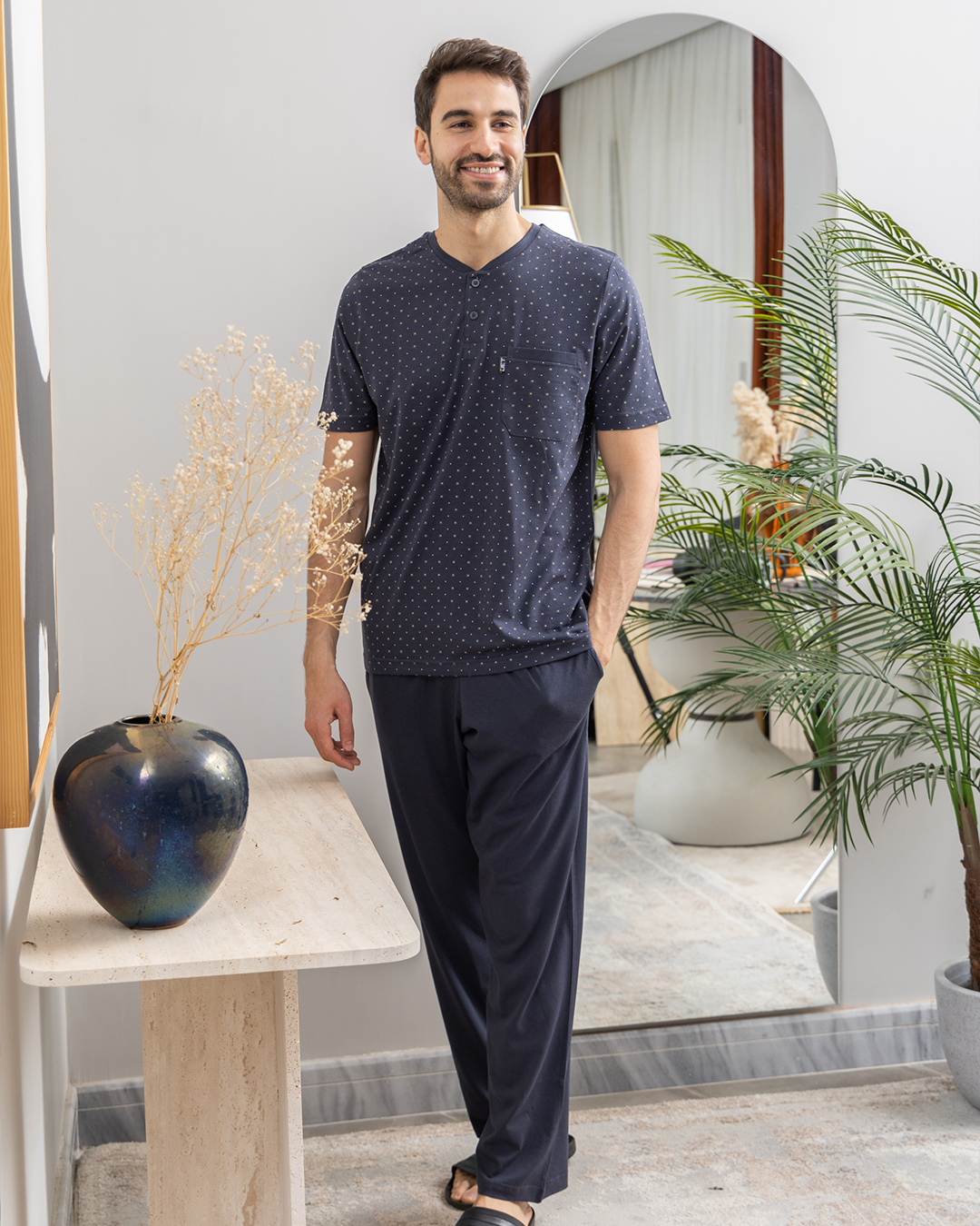 بيجامه رجالي راوند زراير طباعه مربعات بنطلون ساده