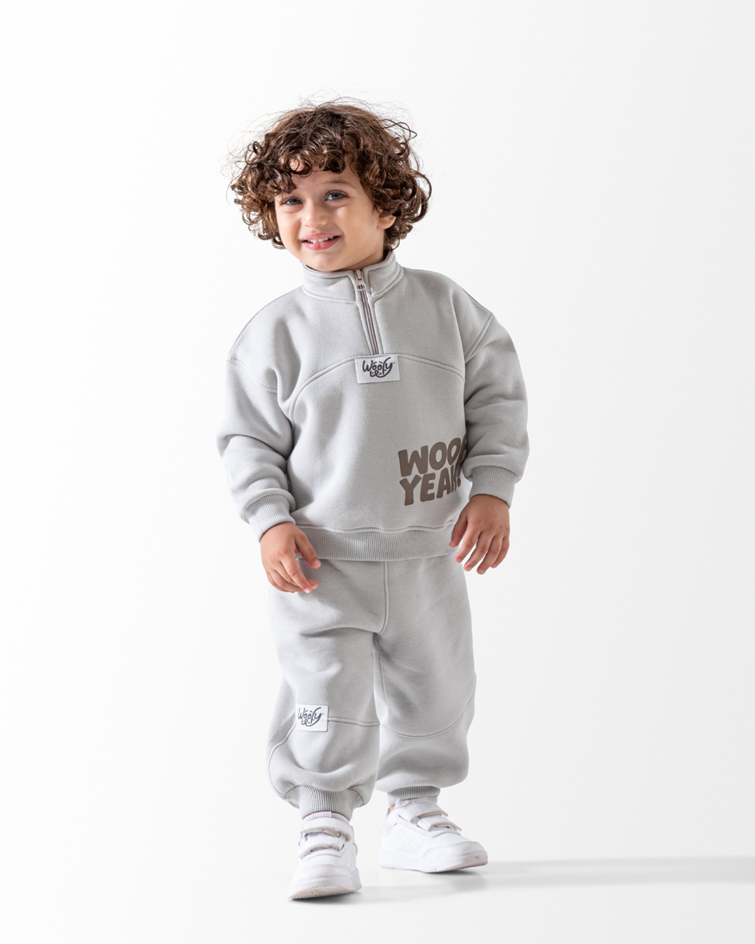 Ensemble of baby clothes, son of the child of the anime design