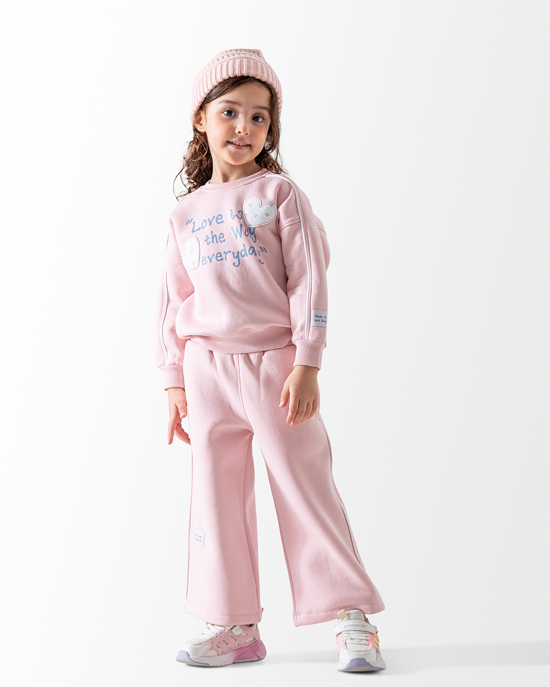 Ensemble for children and children, the love is the voice