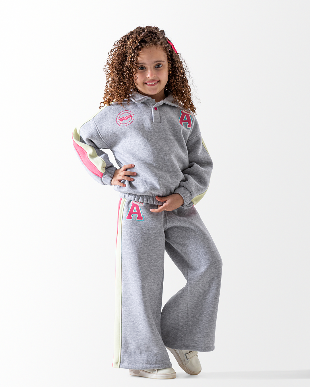 Ensemble children and children with rest forts