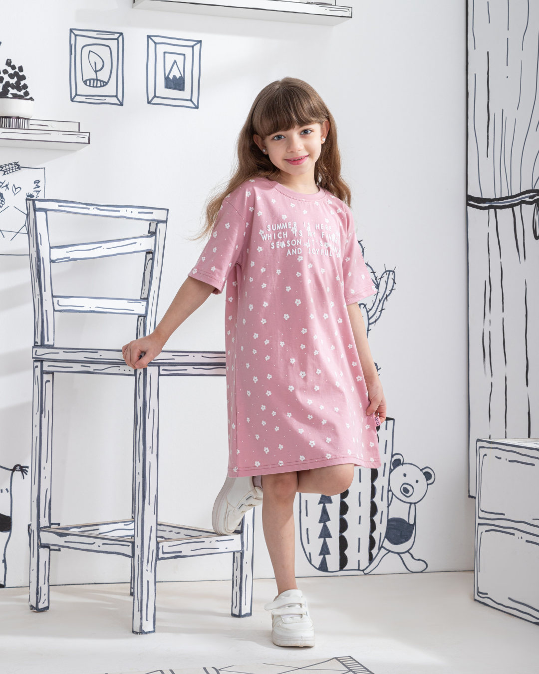 Summer is here كاش مايوه بناتي نُص كُم