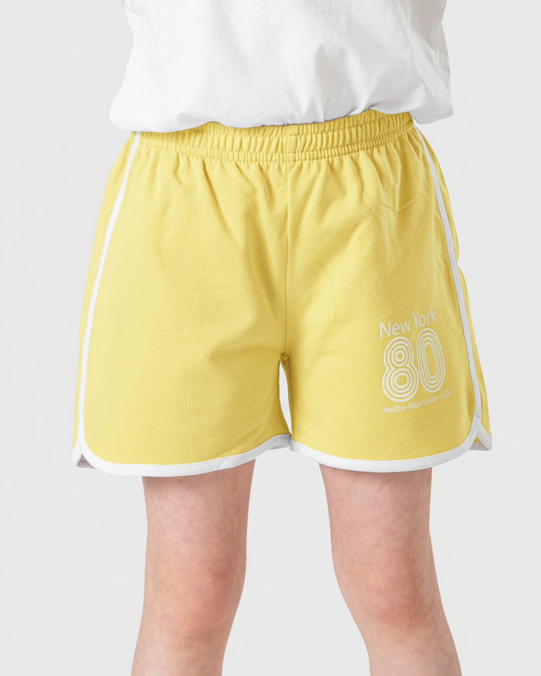 شورت بناتي رياضي بألوان فاتحة