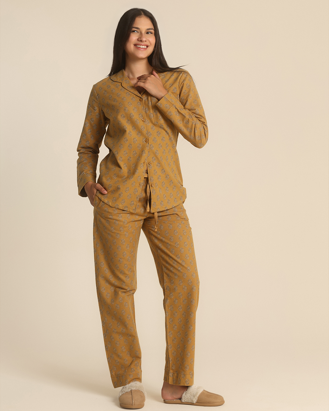 Vintage Flowers Women Classic Pajama in ochre
