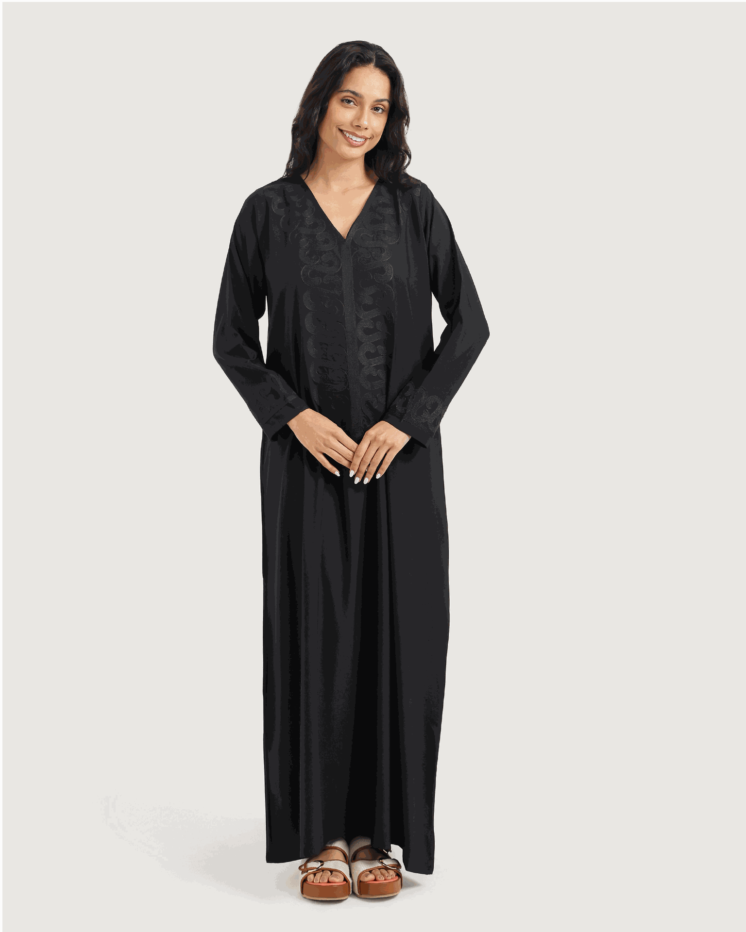 12 قميص داكرون سادة مطرز بكم