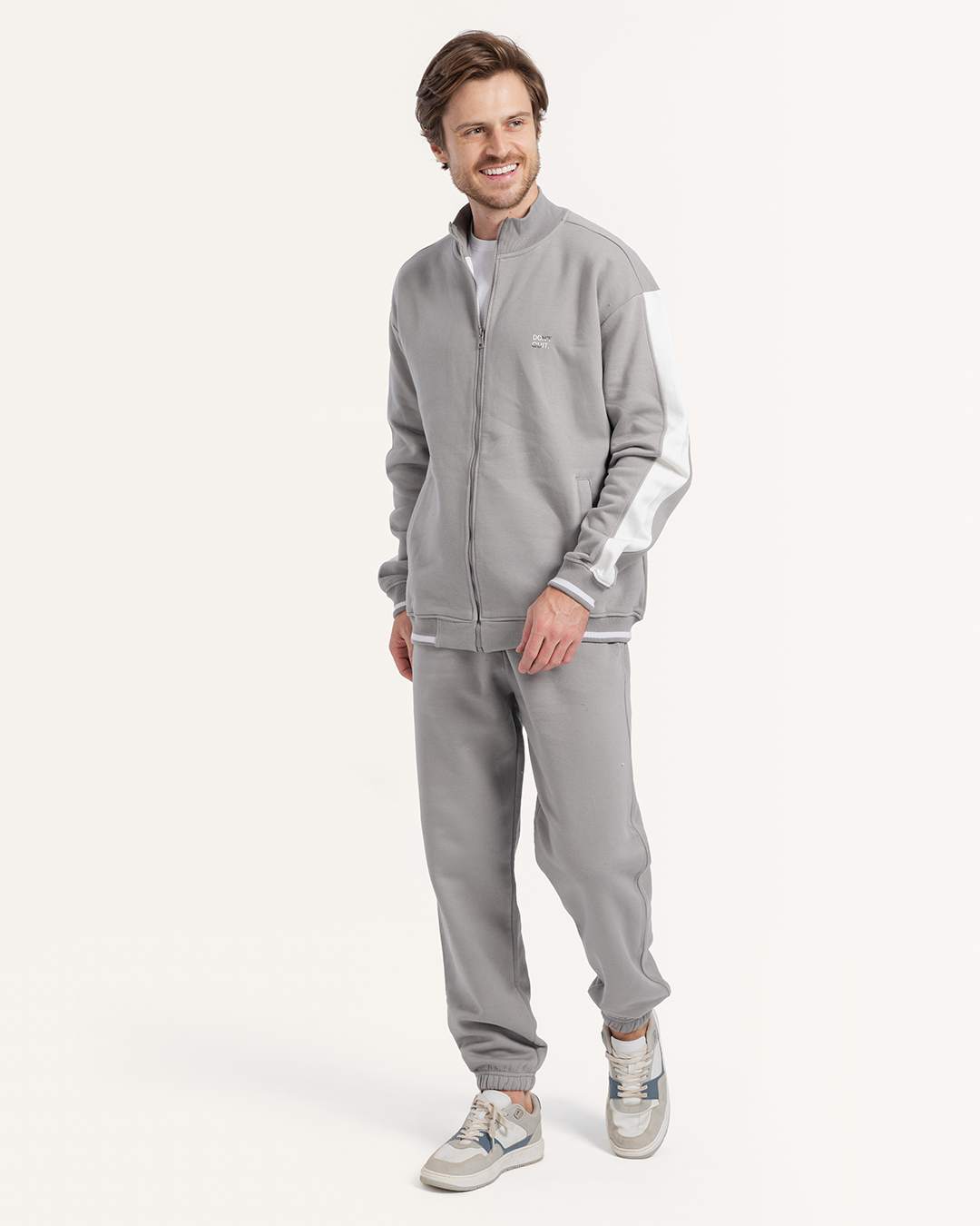 طقم ميلتون بقصه على الاكمام