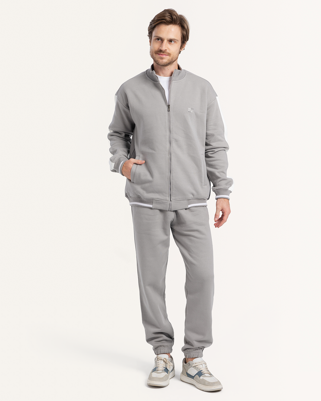 طقم ميلتون بقصه على الاكمام