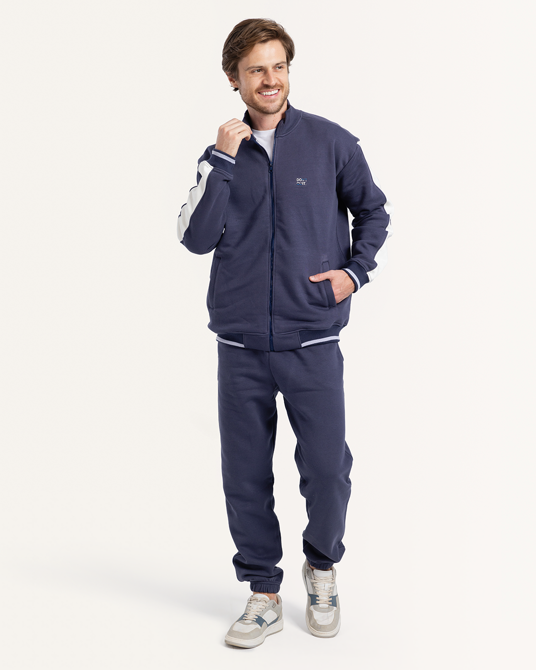 طقم ميلتون بقصه على الاكمام