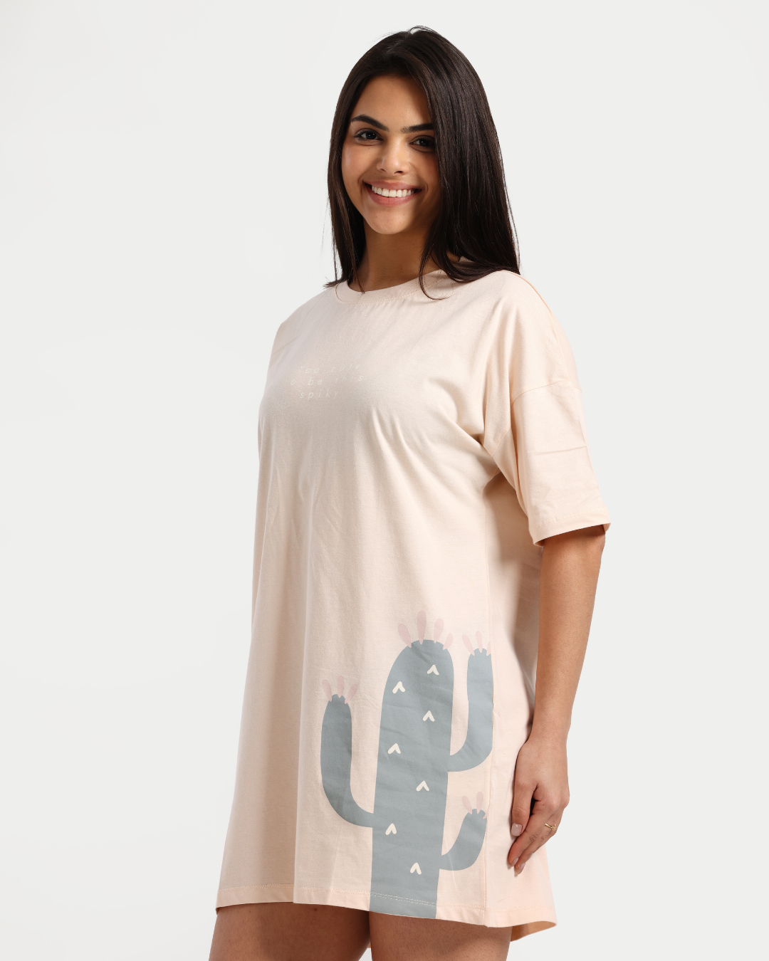 قميص نوم نسائي بطبعة الصبار الوردي الناعم