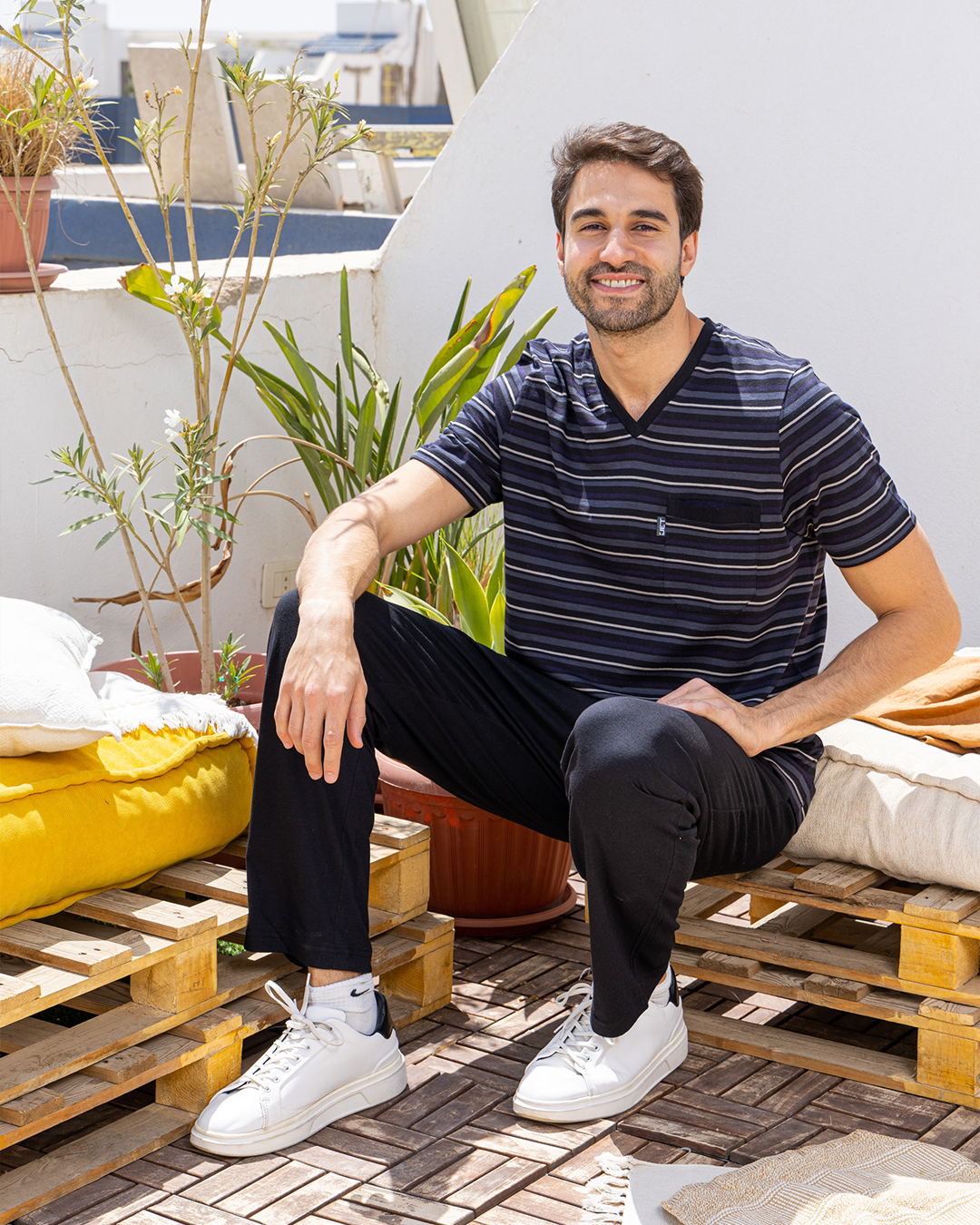 مقلم جيب صدر بنطلون ساده V بيجامه رجالي