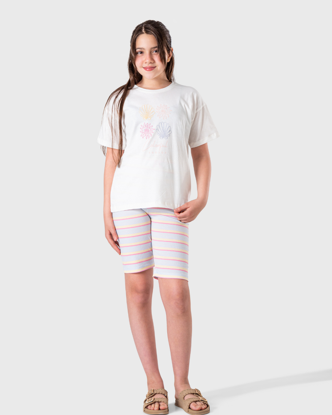 Girls' pajamas in bright colours
