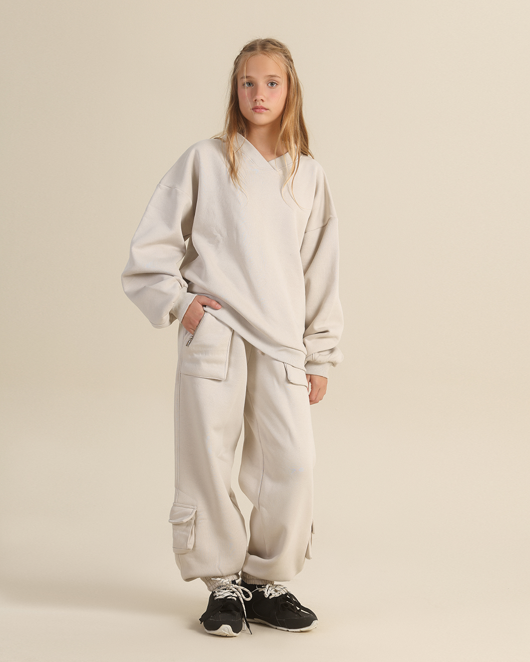 Unisex Wide-Leg Sweatpants with Pockets
