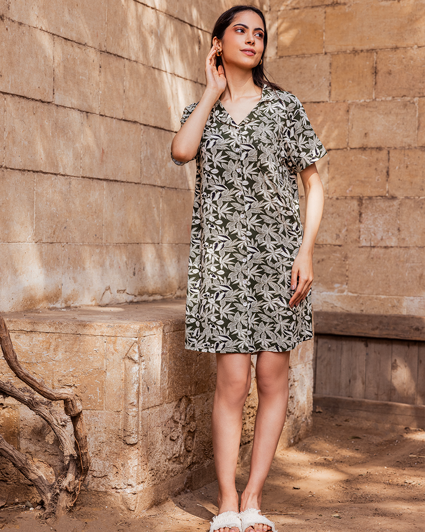 Women's shirt with lace cut on the shoulder, olive rose