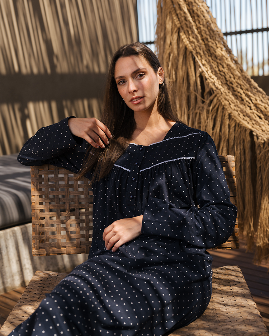 Polka Dots جلابية حريمي كُم طويل بدانتل