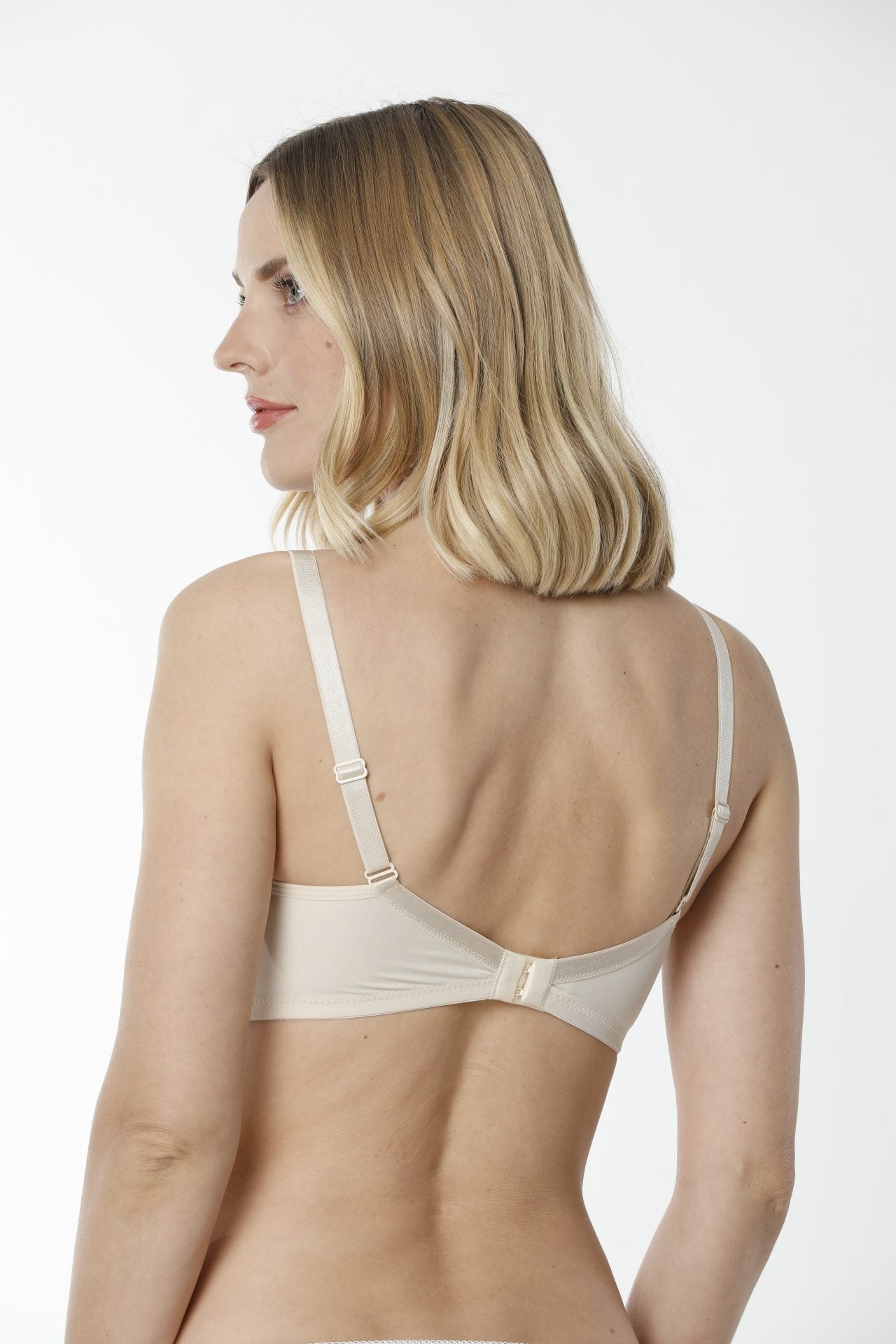 برا قطن كب بدون حديده