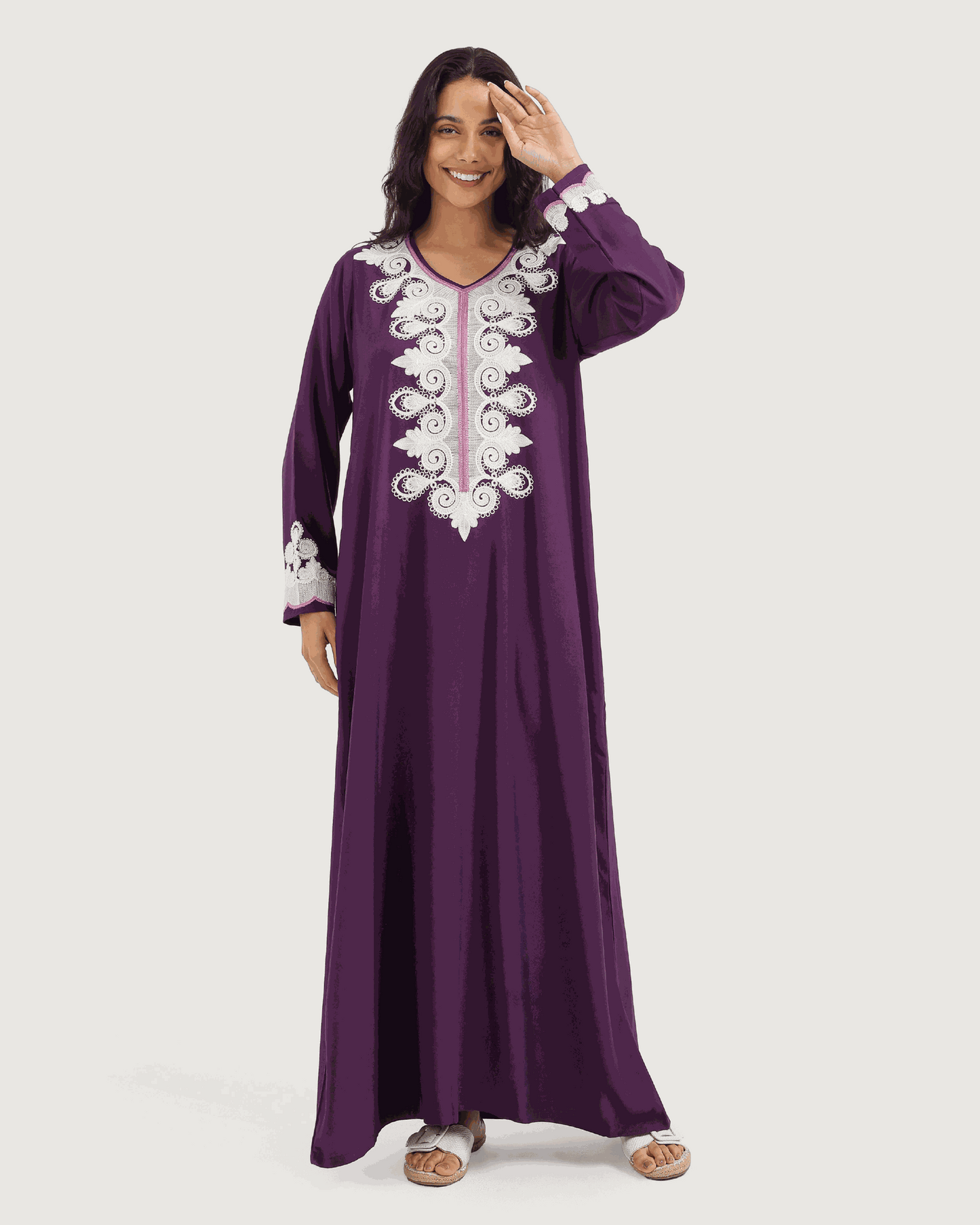 14 قميص داكرون سادة مطرز بكم