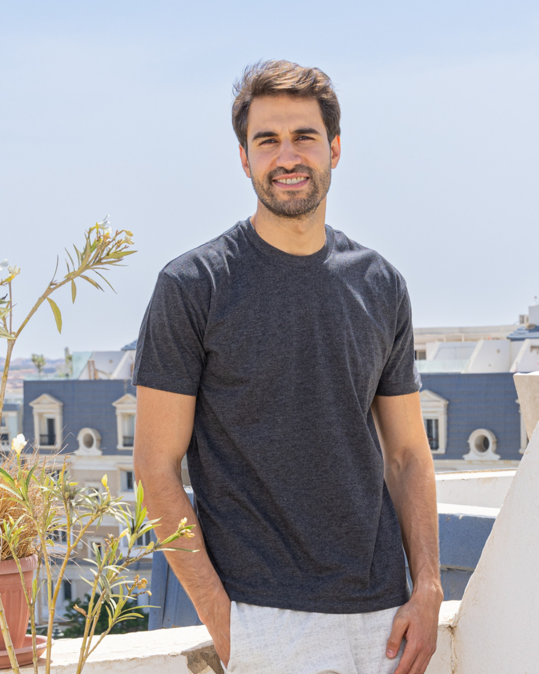 تي شيرت نص كم ساده راوند