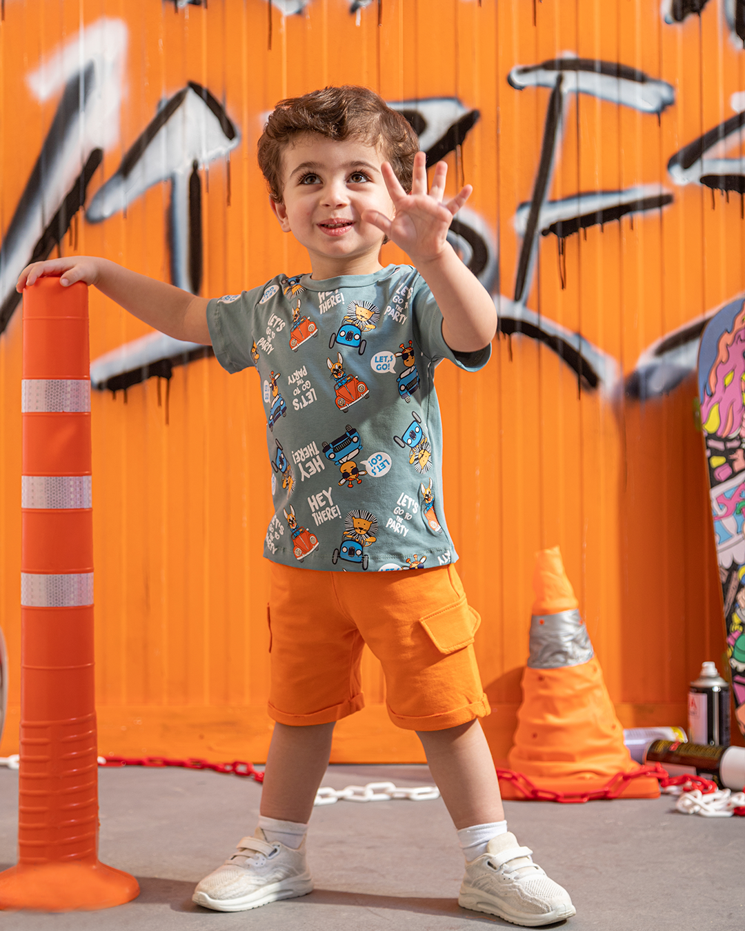 Let's Go 2 the party بيجامه اولاد بيبي