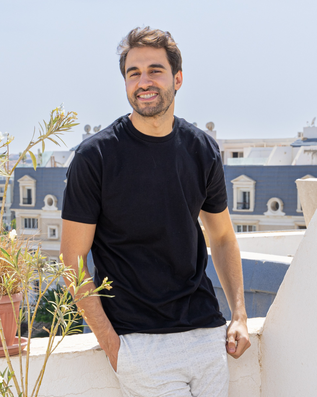 تي شيرت نص كم ساده راوند