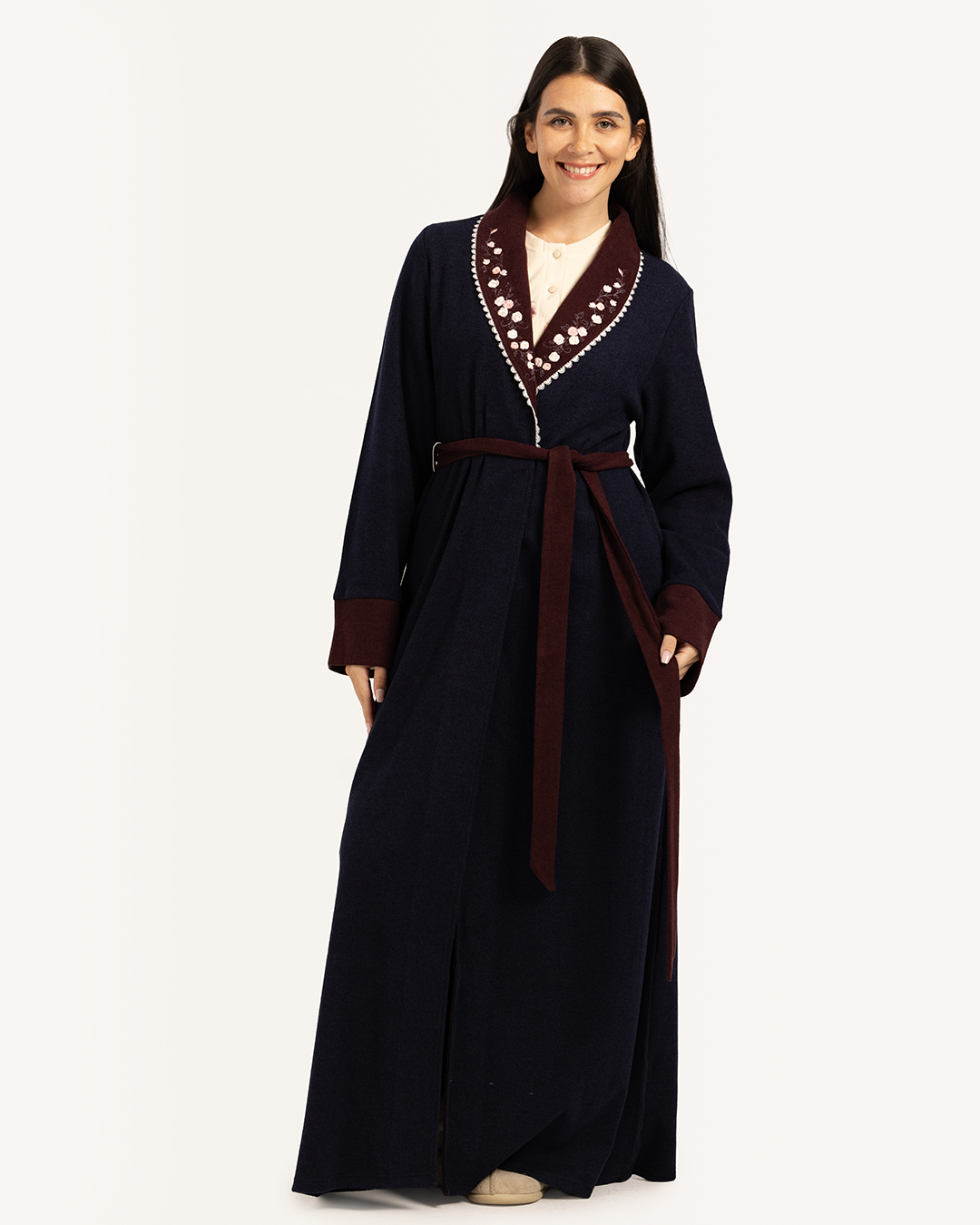 ‫روب كاشمير كول شال مطرز لونين‬‏