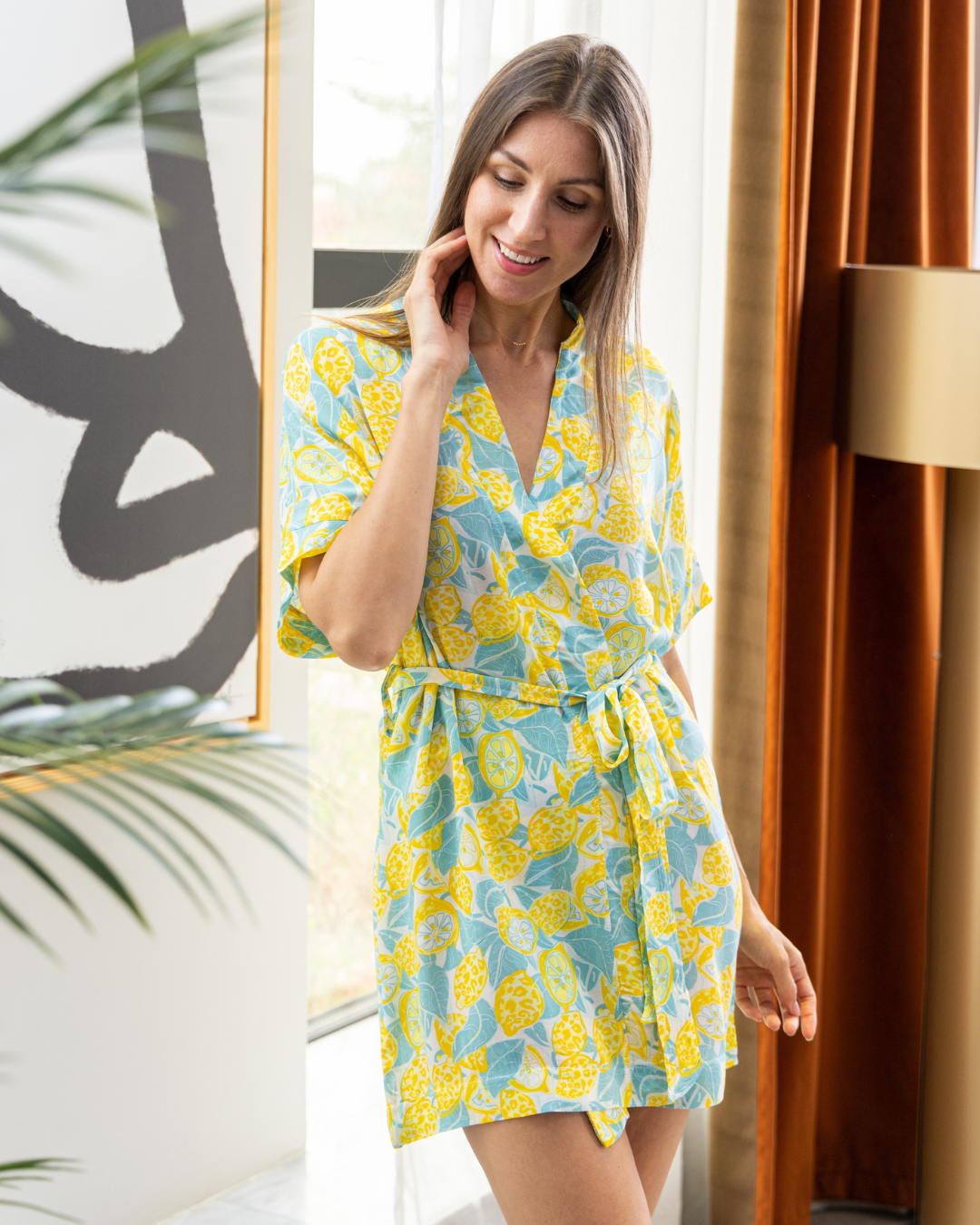 روب حريمي قصير مشجر