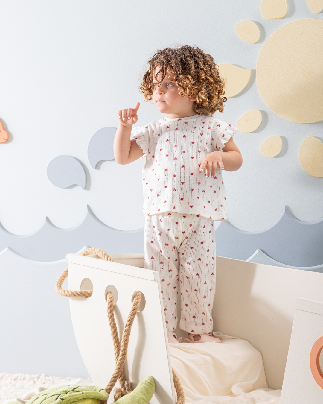 Mini hearts baby بيجاما بيبي بناتي كم رافل و بنطلون