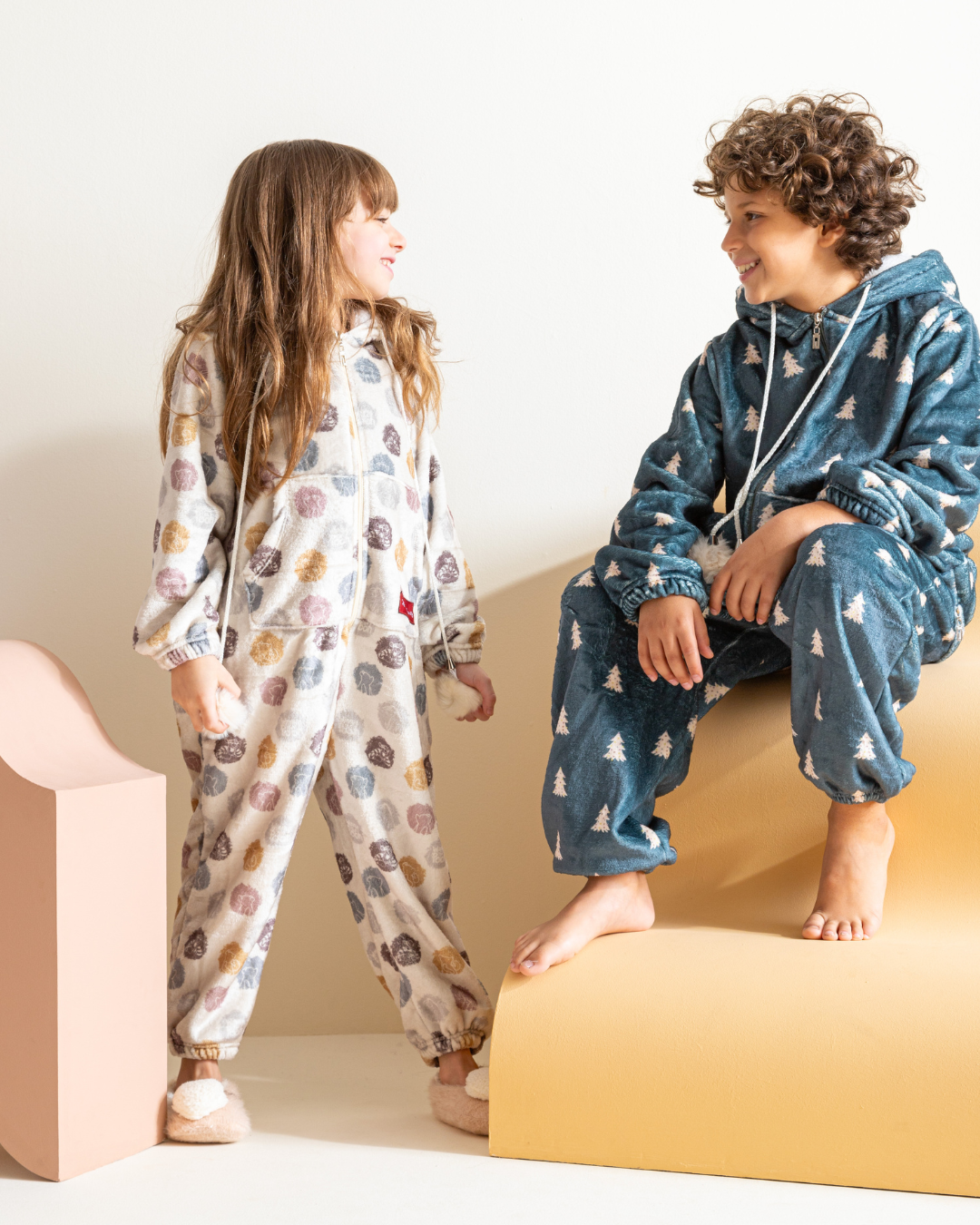 Pooh and friends سالوبيت بناتي بولار مطبوع