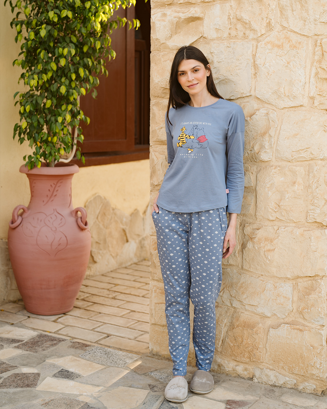 Pooh and family women's off shoulder pajamas