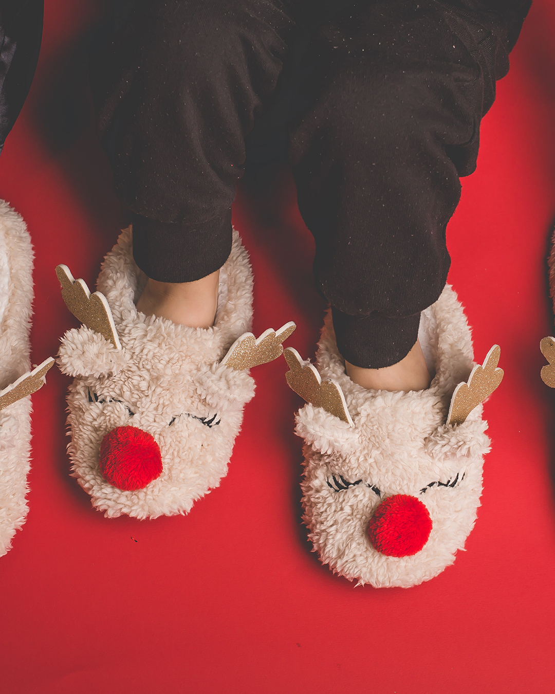 Caribou girls slippers