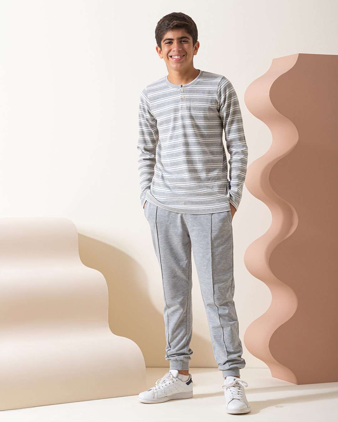 بيجاما اولادي كم طويل بزراير خامة ريب