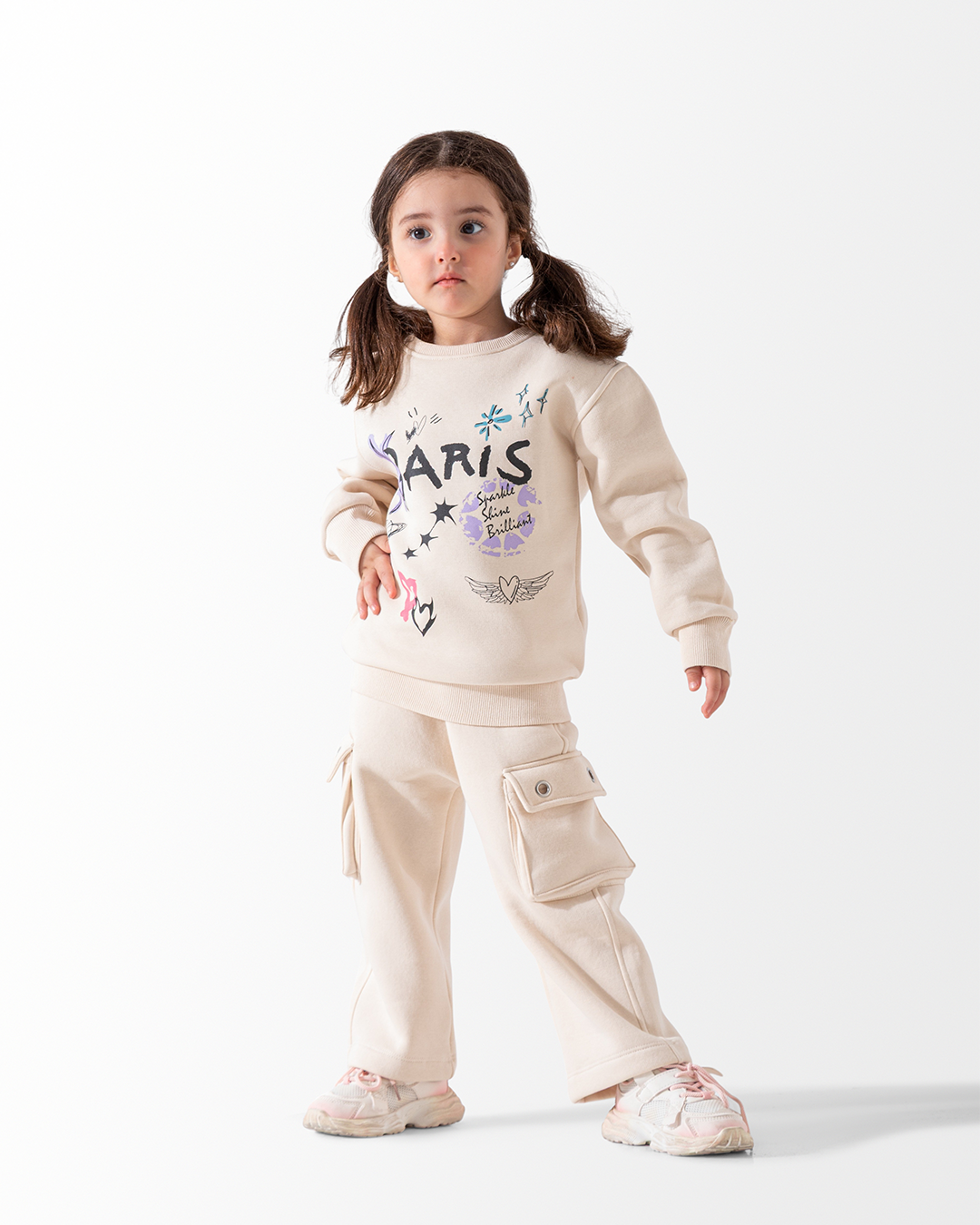 Paris  طقم بناتي