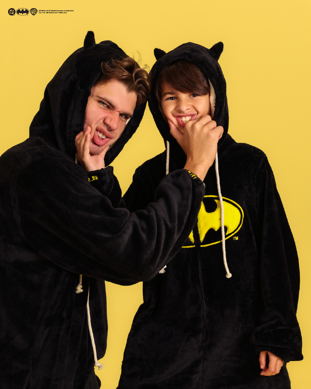 Children's black fleece Batman-print onesie