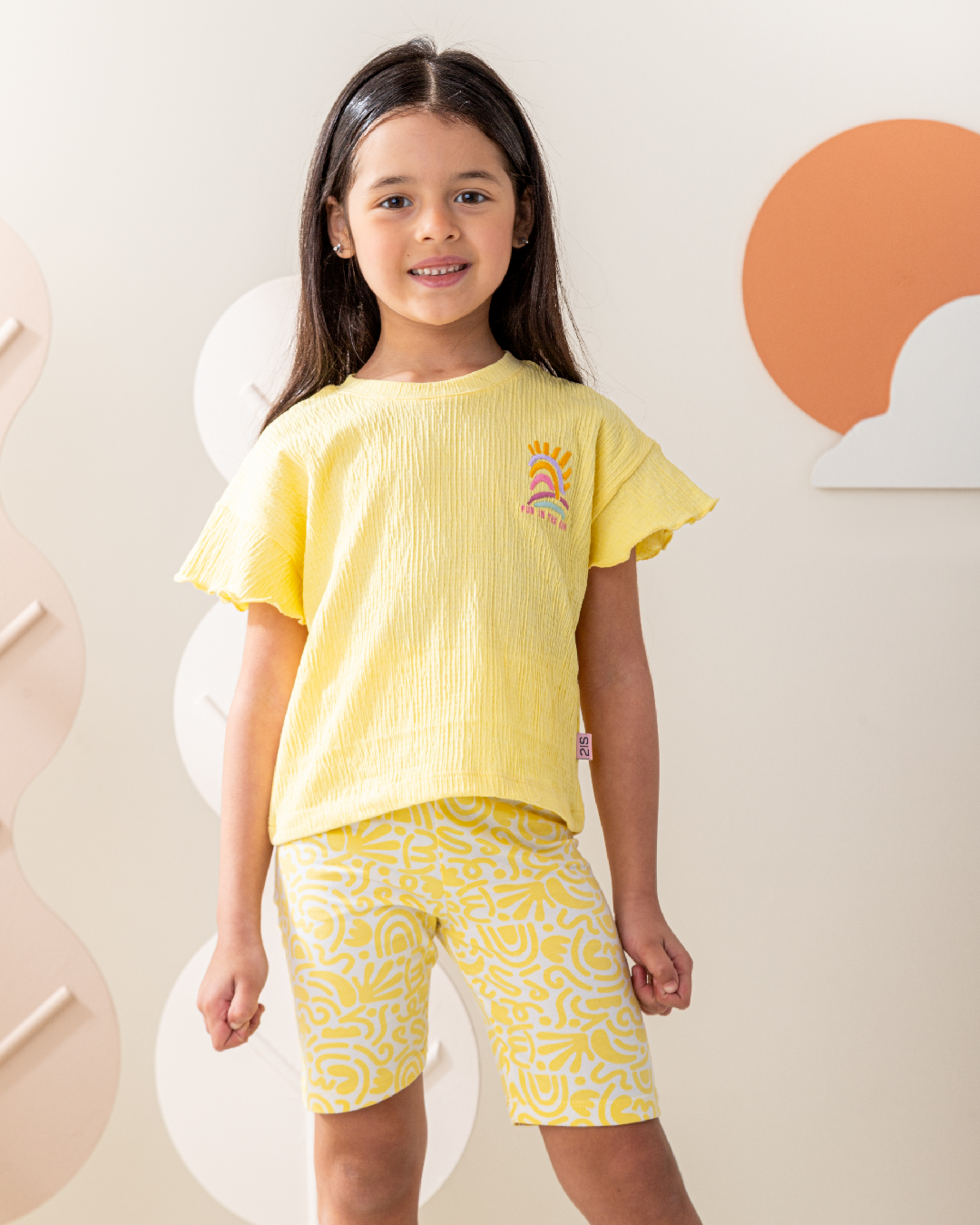 Fun in the sun Girls' half-sleeved pajamas and legging shorts