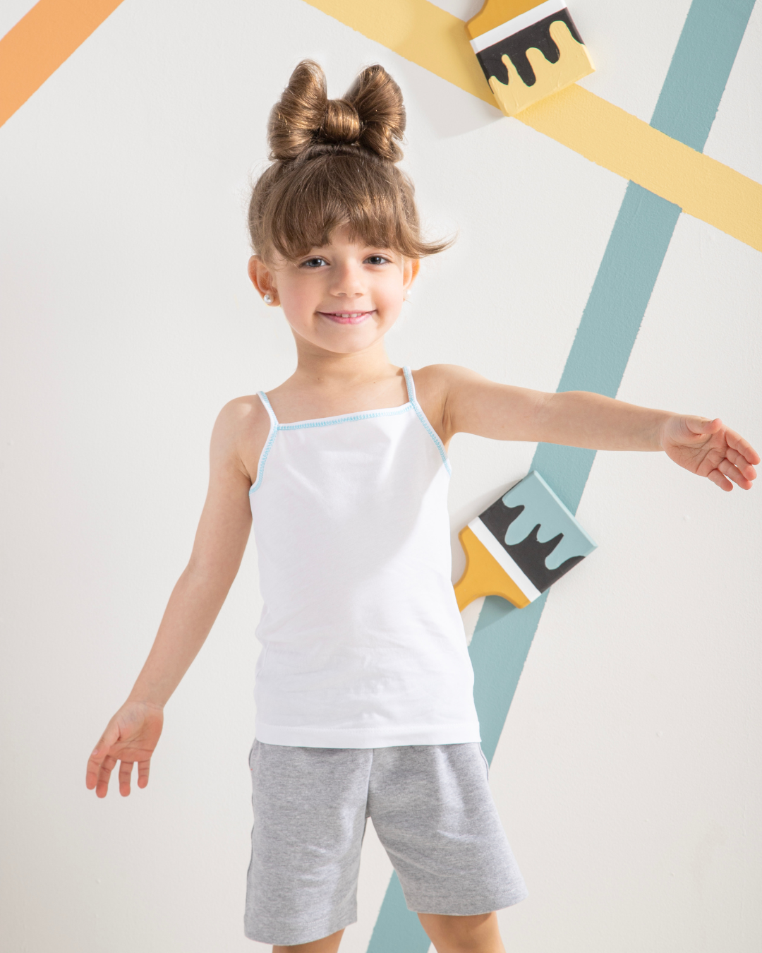 Girls' thin strap top