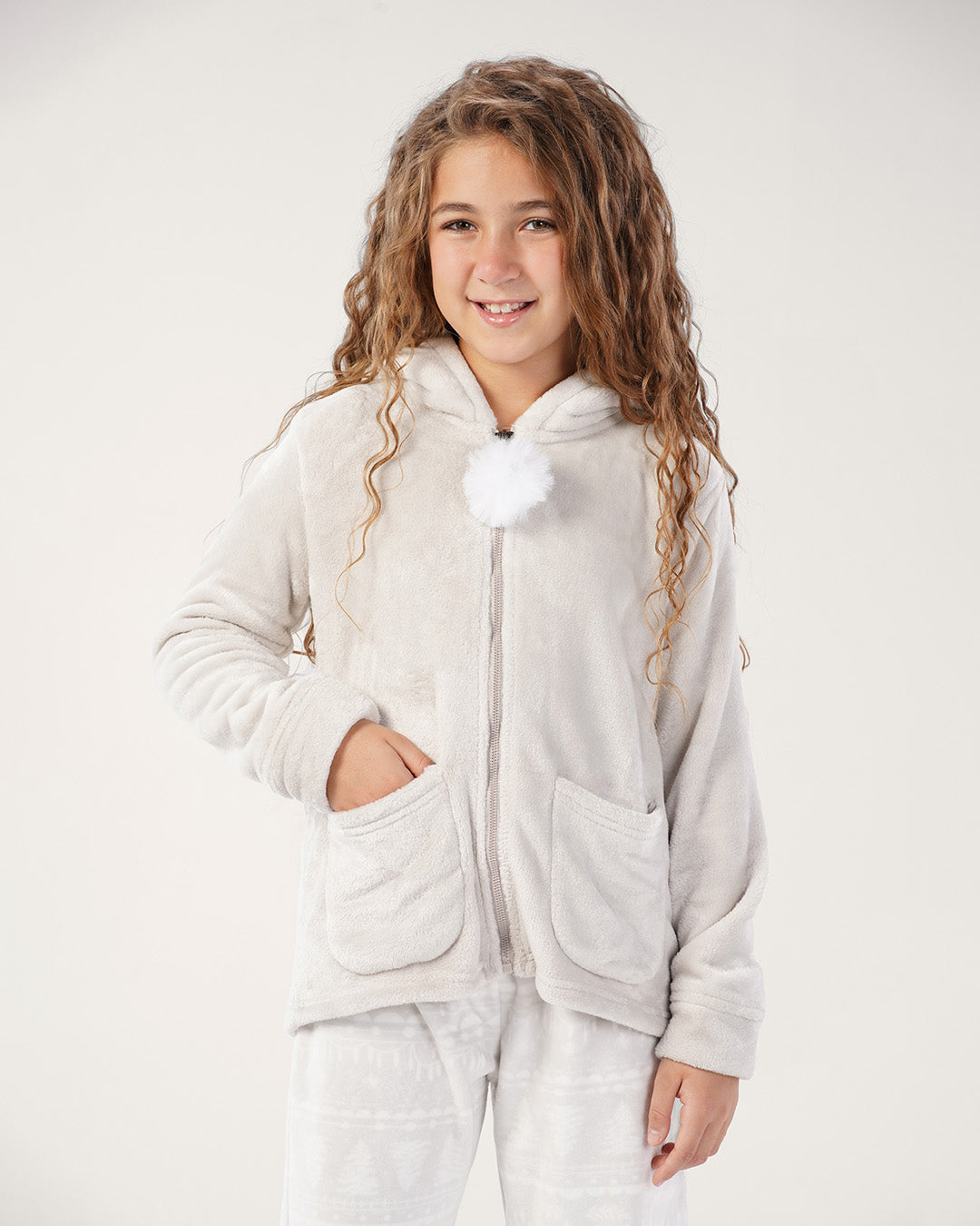 بيجاما قطيفه بكابيشون دب