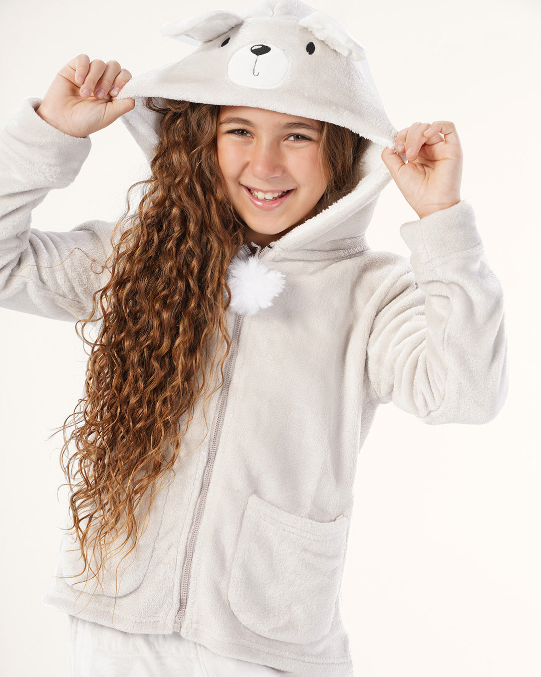 بيجاما قطيفه بكابيشون دب