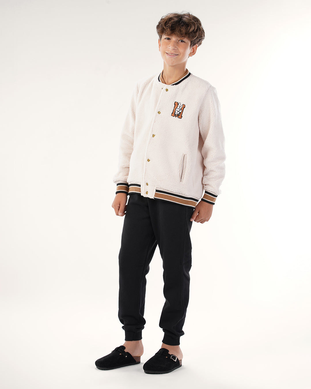 طقم بنطلون و جاكيت بيسبول بكباسين