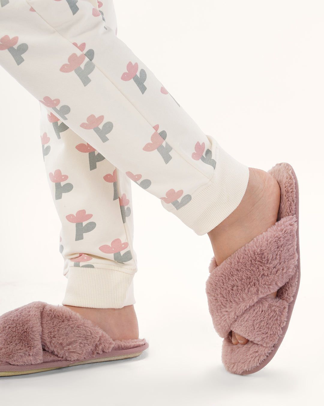 بيجاما كم طويل ورود مرحة