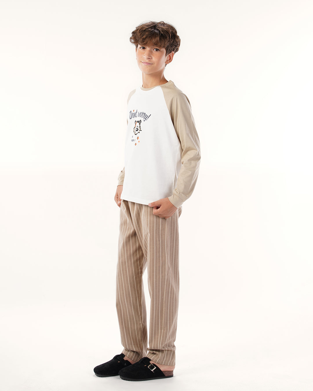 يجاما بنطلون نسيج مع توب كم رجلان طويل