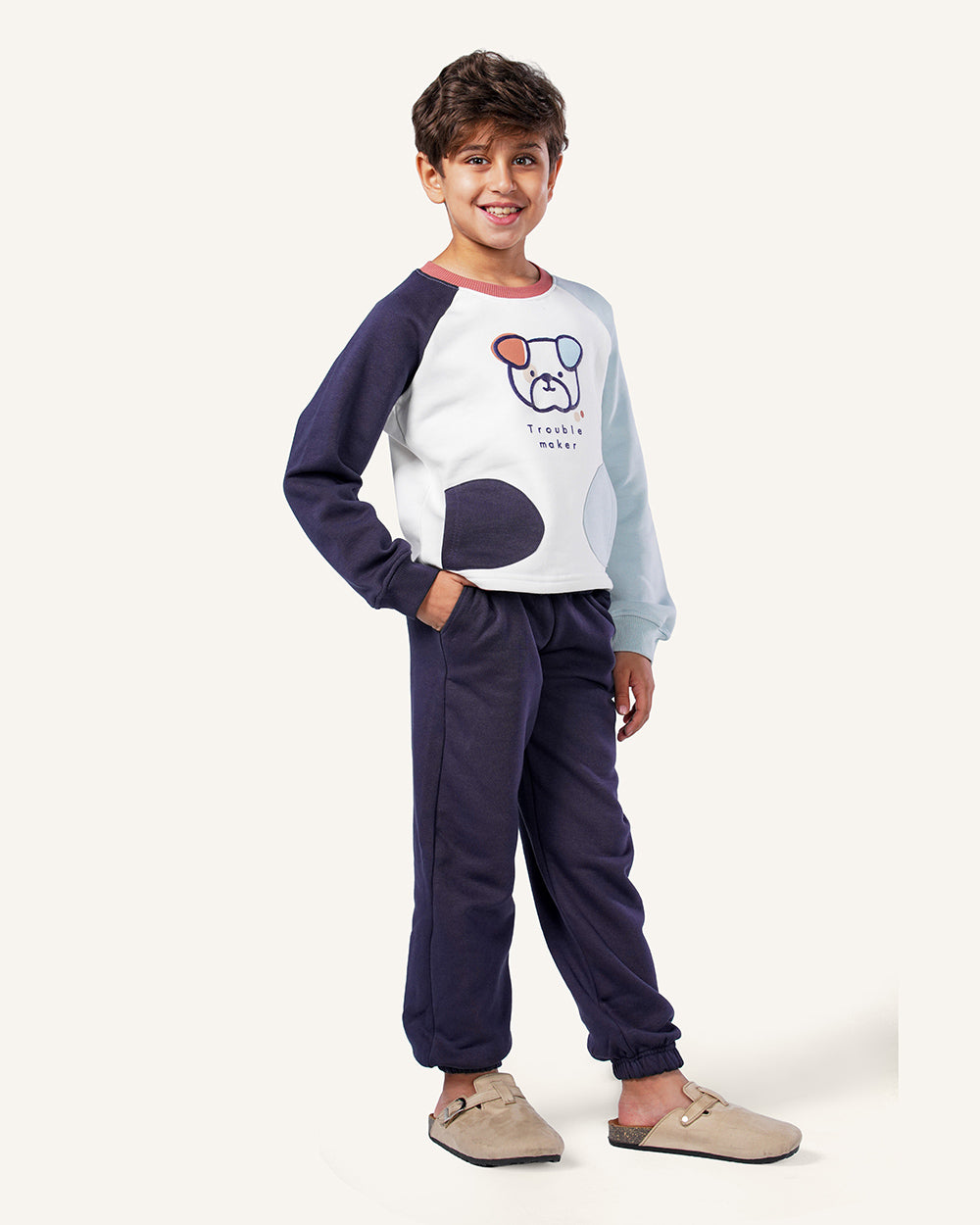 بيجاما كم طويل الكلب المشاكس