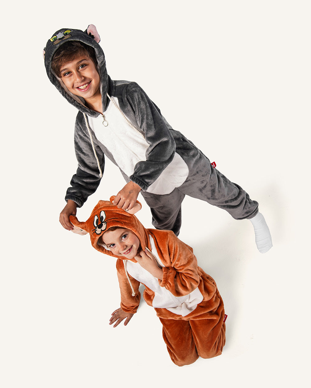 سالوبيت اطفالي علي شكل توم القط