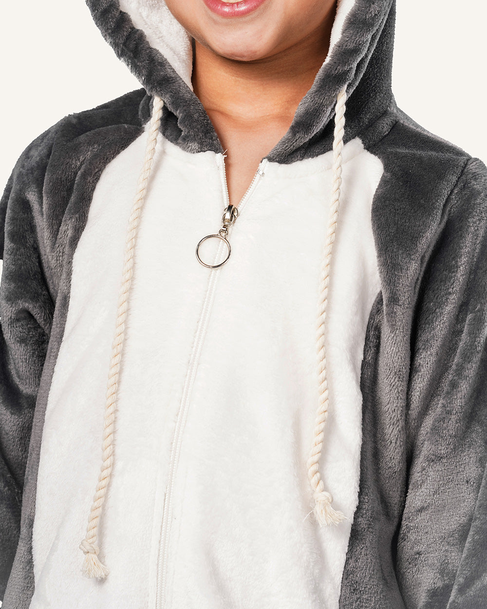 سالوبيت اطفالي علي شكل توم القط